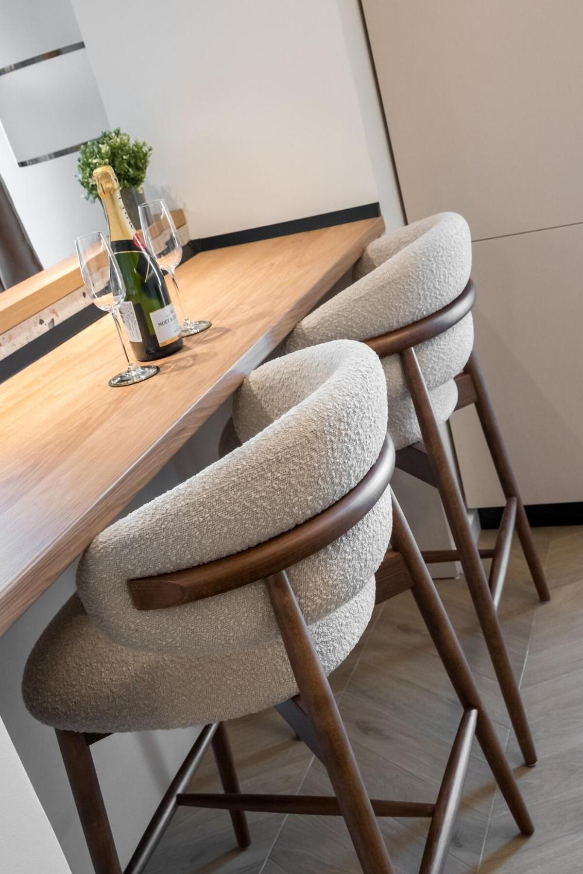 Apartament Tapone Burebista - Signature Bucureşti